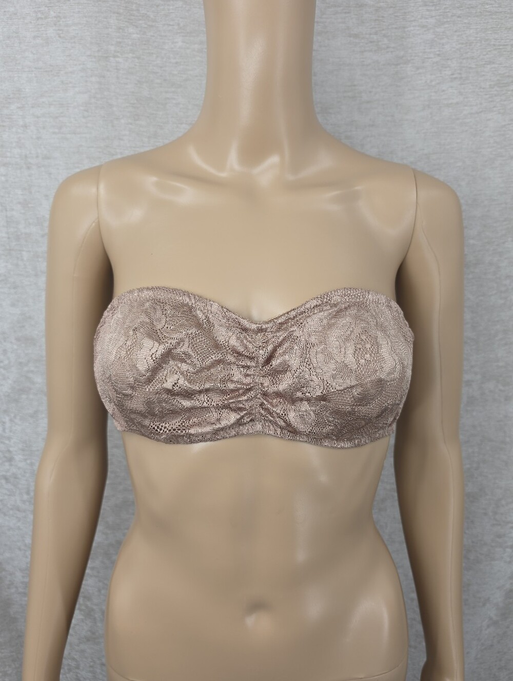 Warner's Vintage Naked Lace Bandeau Bra Underwire Strapless Metallic